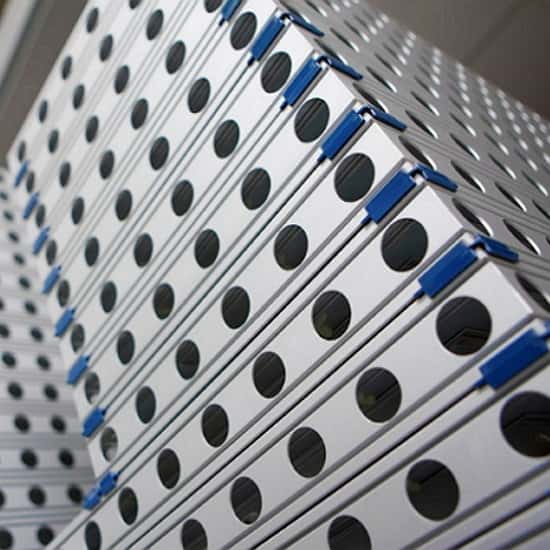 exhibit-frame-system-stacked-1